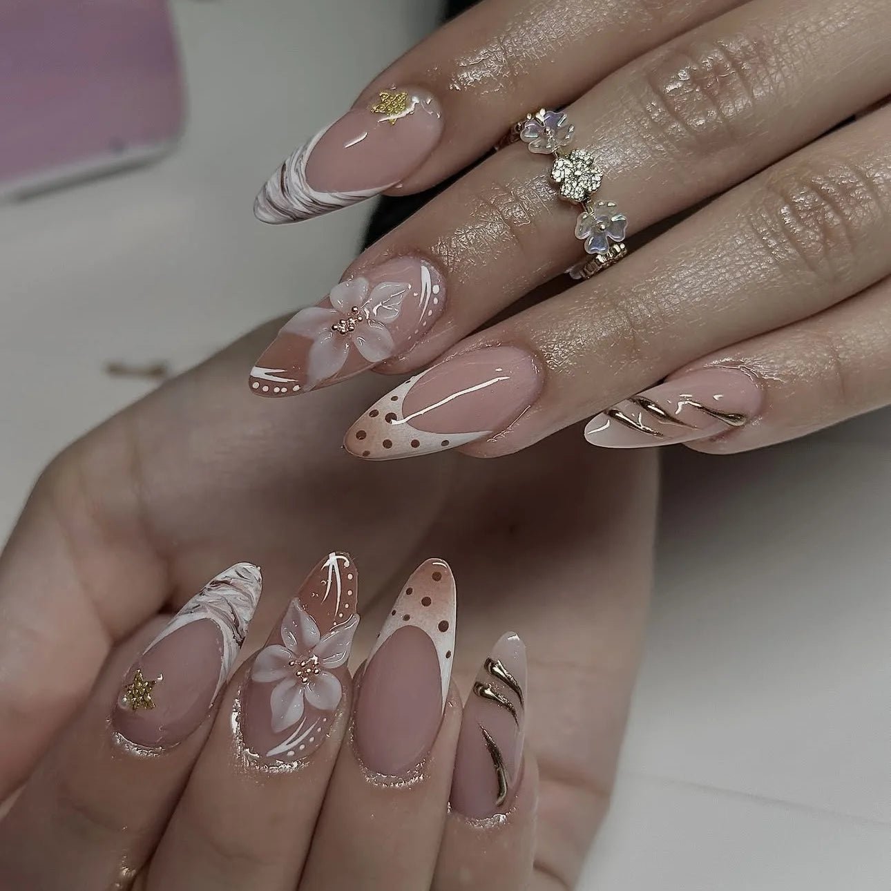 Bloom Nails - Bloom